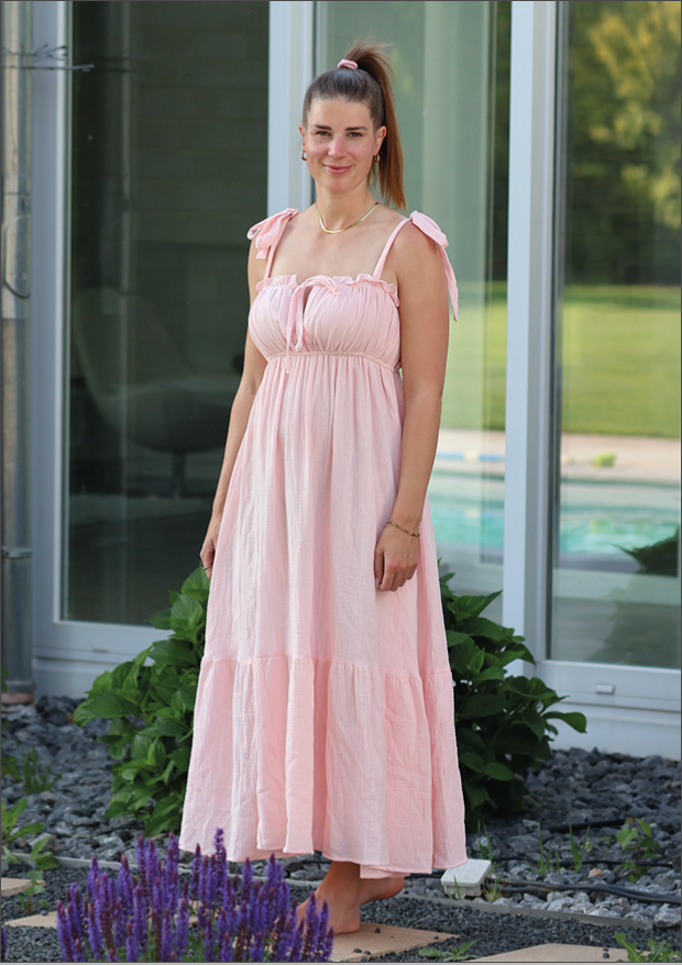 MAXIKLEID MIT BINDETRÄGERN JUNA